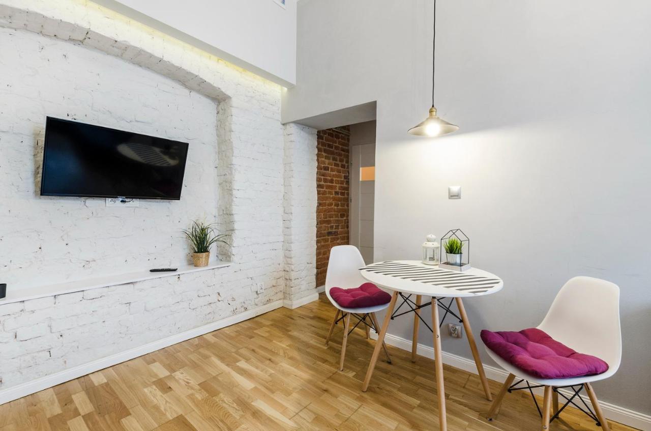 Cozy Apartments On Sierpnia Street Lodz  Luaran gambar