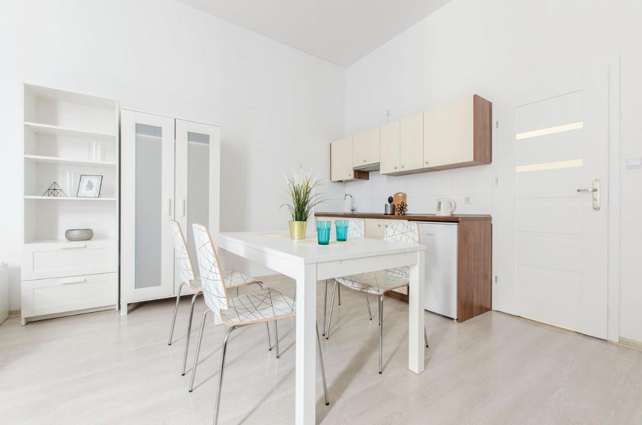 Cozy Apartments On Sierpnia Street Lodz  Luaran gambar